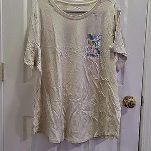 NWT Old Navy Cream Peace Love Pride Plus Size Graphic T-Shirt 3X